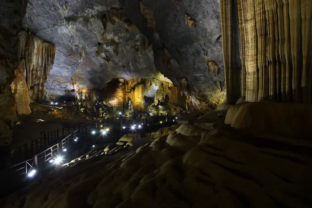 Paradise Cave: Phong Nha Travel Guide (4.7★) — Phong Nha