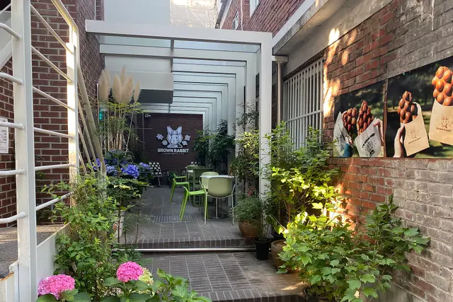 Seongsu Cafes in Seoul — Seoul