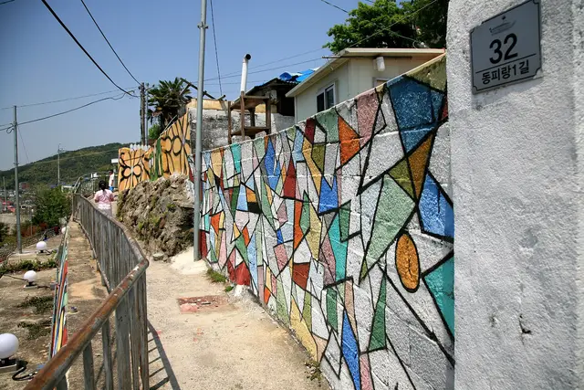 Dongpirang Mural Village in Tongyeong — Tongyeong