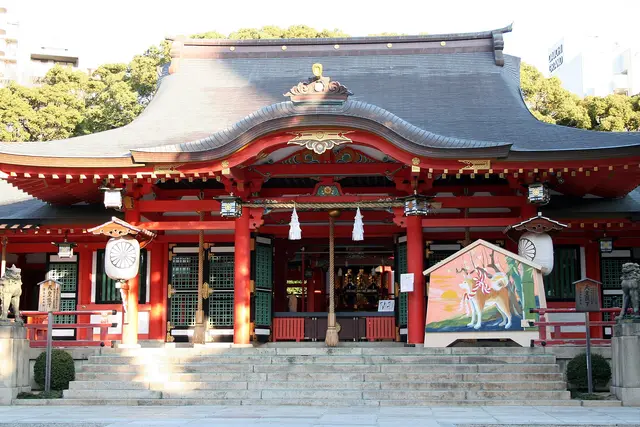 Ikuta Shrine: Kobe Travel Guide (4.3★) — Kobe