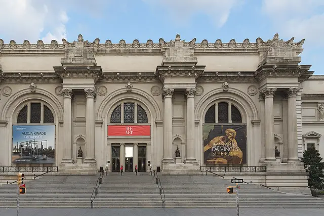 The Metropolitan Museum of Art: New York Travel Guide (4.8★) — New York