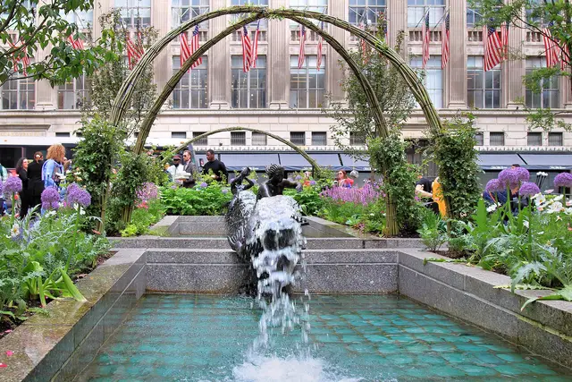 채널 가든(The Channel Gardens)