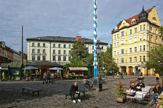 Wiener Platz: Munich Travel Guide (4.6★) — Munich