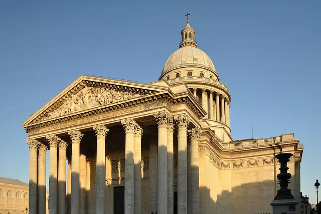 Panthéon: Paris Travel Guide (4.6★) — Paris
