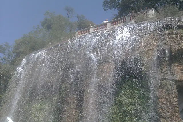 Cascade du Château: Nice Travel Guide — Nice