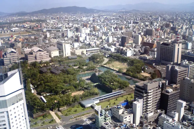 Takamatsu Castle Park: Travel Guide (4.0★) — Takamatsu