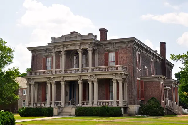 Two Rivers Mansion: Nashville Travel Guide (4.7★) — Nashville