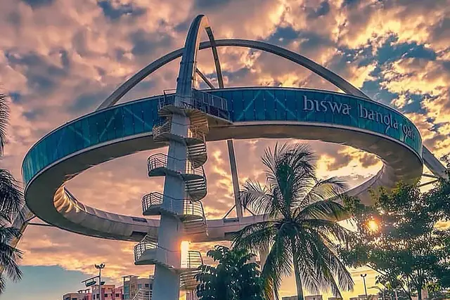 Biswa Bangla Gate — Kolkata